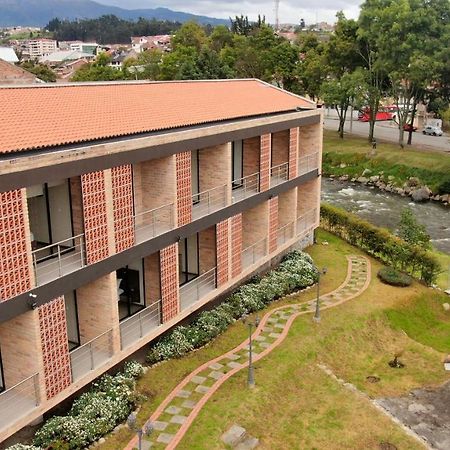 Hotel & Suites En Cuenca, Venue Batan Exterior photo